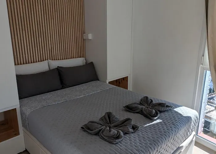 Waterfront In Heart Of Paseo Maritimo - Marbella! Lejlighed