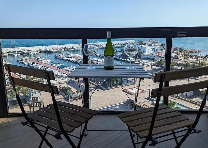 Waterfront In Heart Of Paseo Maritimo - Marbella! Apartment *